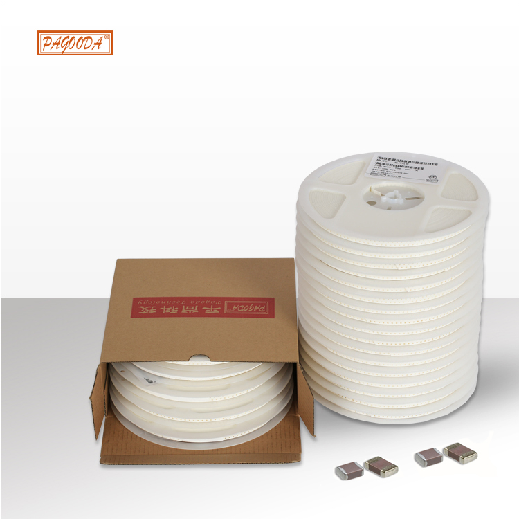 用于智能机器人的贴片电容 0805 25V 22uF(226)±20% X5R