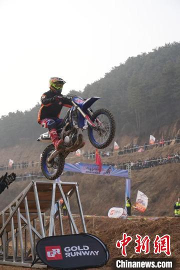 山西高平：借力越野摩托赛事 探索乡村振兴新路