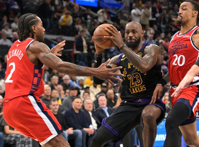 NBA赛季末超巨高阶数据排名：小卡稳居前列，亚