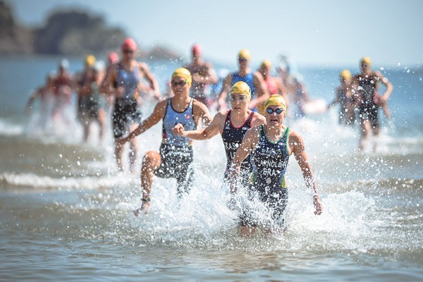浙江铁人三项联赛启动绿水·青山生态融合赛制
