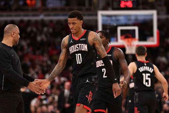 火箭末节反扑22分落后仍遭公牛逆转